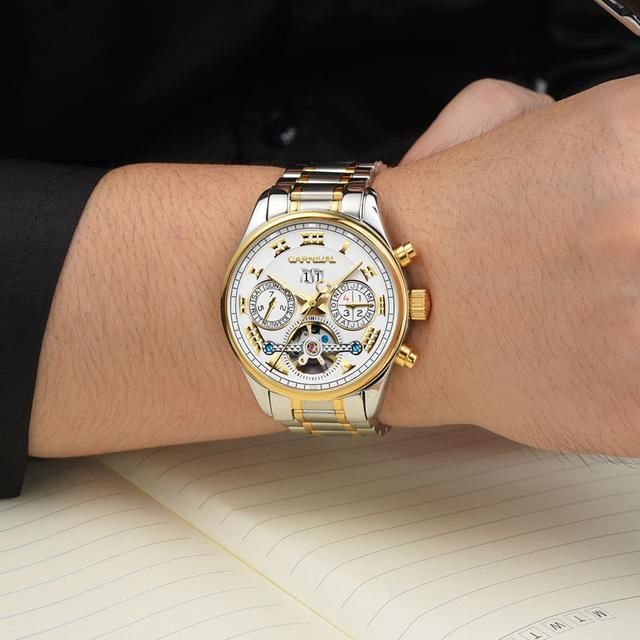 男人手表戴左手还是右手!别傻傻什么不知道乱