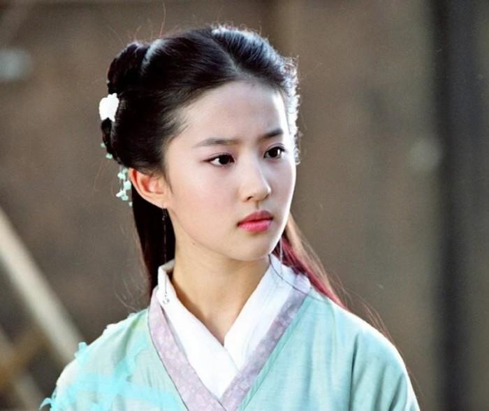 古装穿绿衣最美的5位女星: 赵丽颖第2, 刘亦菲第3, 她第一最服