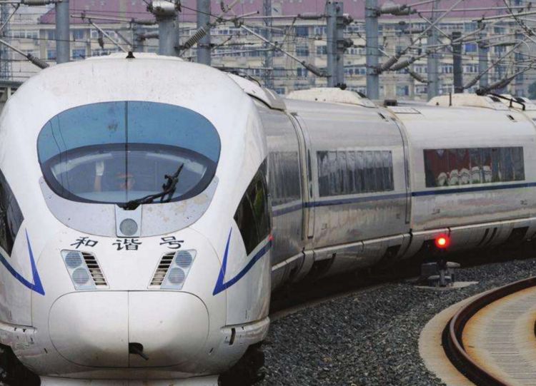 中国高铁运行一小时,需要耗费多少度电?今天可