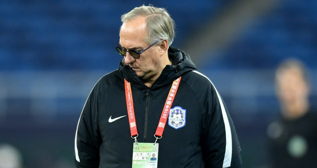 天津泰达足球俱乐部官方宣布:球队与主帅施蒂