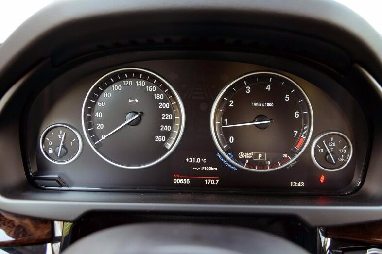 五折价格买这款80万的准新豪车 你接受吗？