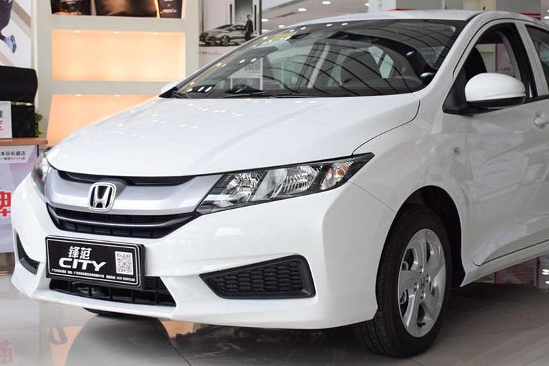 在意油钱的看看，这3款10万级家轿不仅省油，口碑还相当好