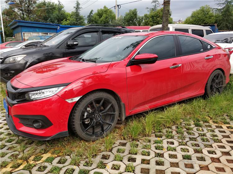 红色标志思域 思域车标怎么改成红色