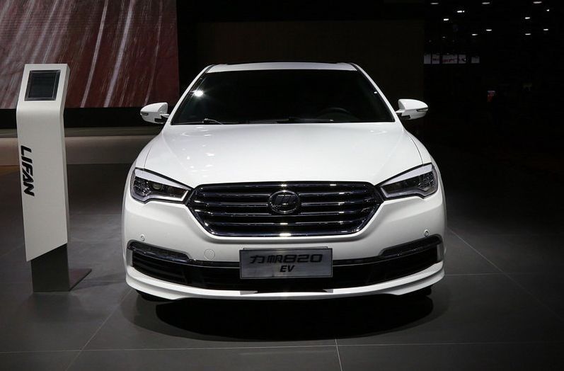 力帆820EV补贴前25.68万元起 实在是有点贵