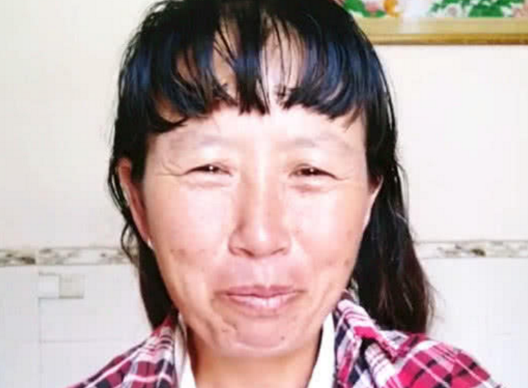四十岁大妈网恋奔现,化妆后…网友:原以为青铜,没想到