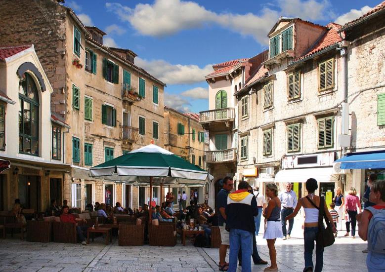 美女之国克罗地亚:富裕的东欧小国,一个值得去