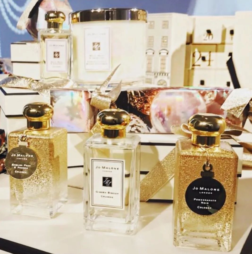 2018新品圣诞礼盒发布！YSL今年又开挂了！！