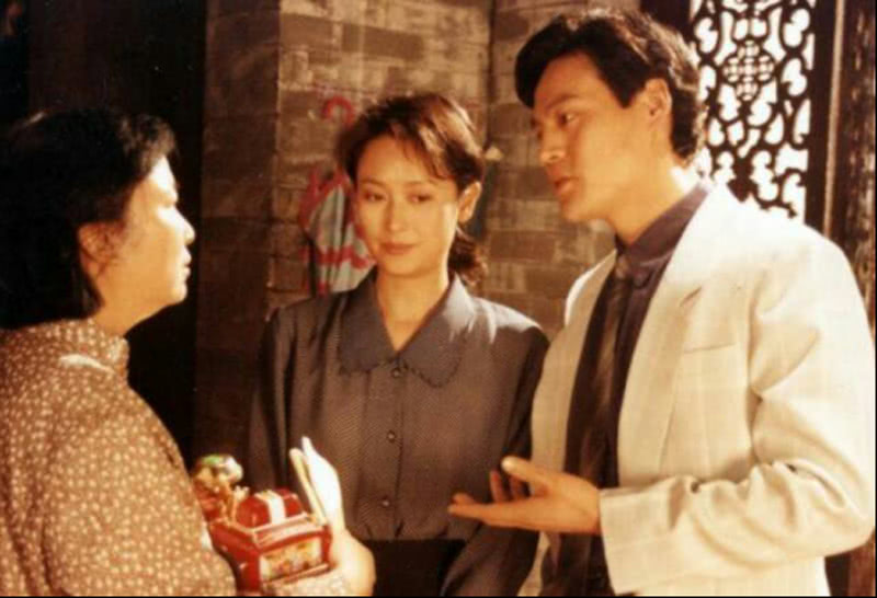 原来他是巍子的儿子，范冰冰刘德华也带不红他，如今32岁被遗忘
