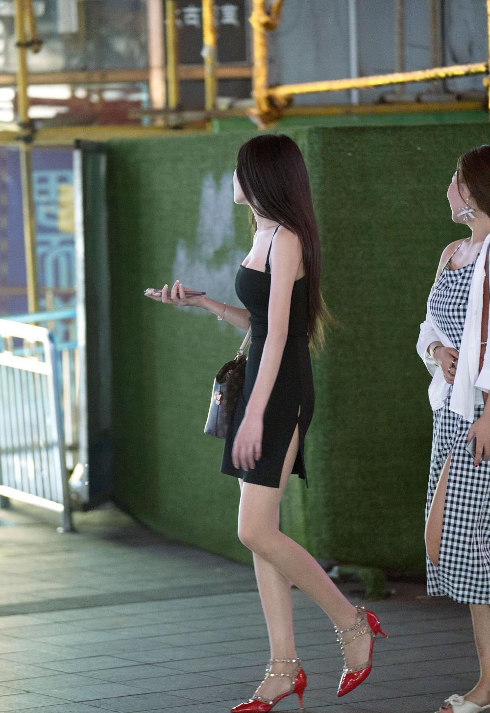 重庆街拍美女, 重庆大长腿美女好养眼