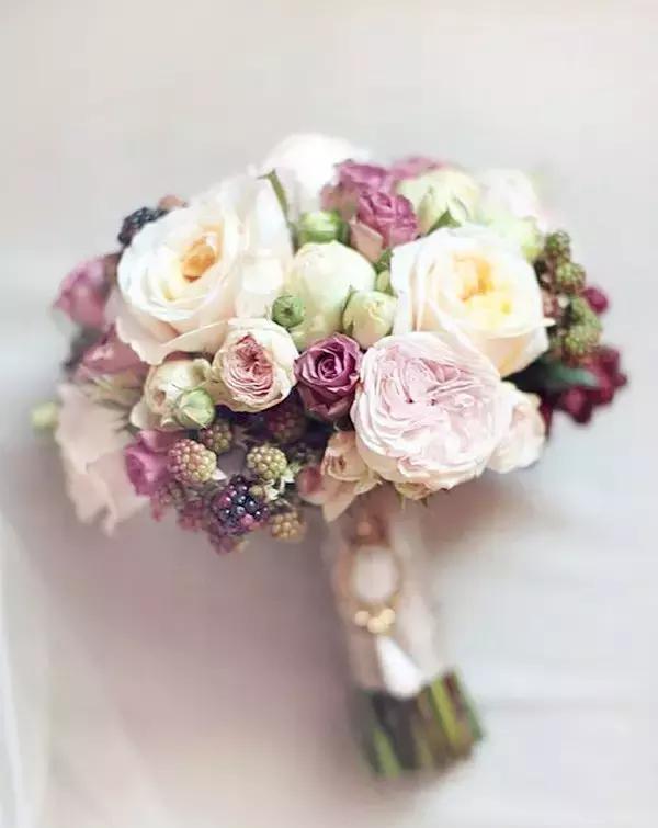 常见婚礼捧花的9大样式……