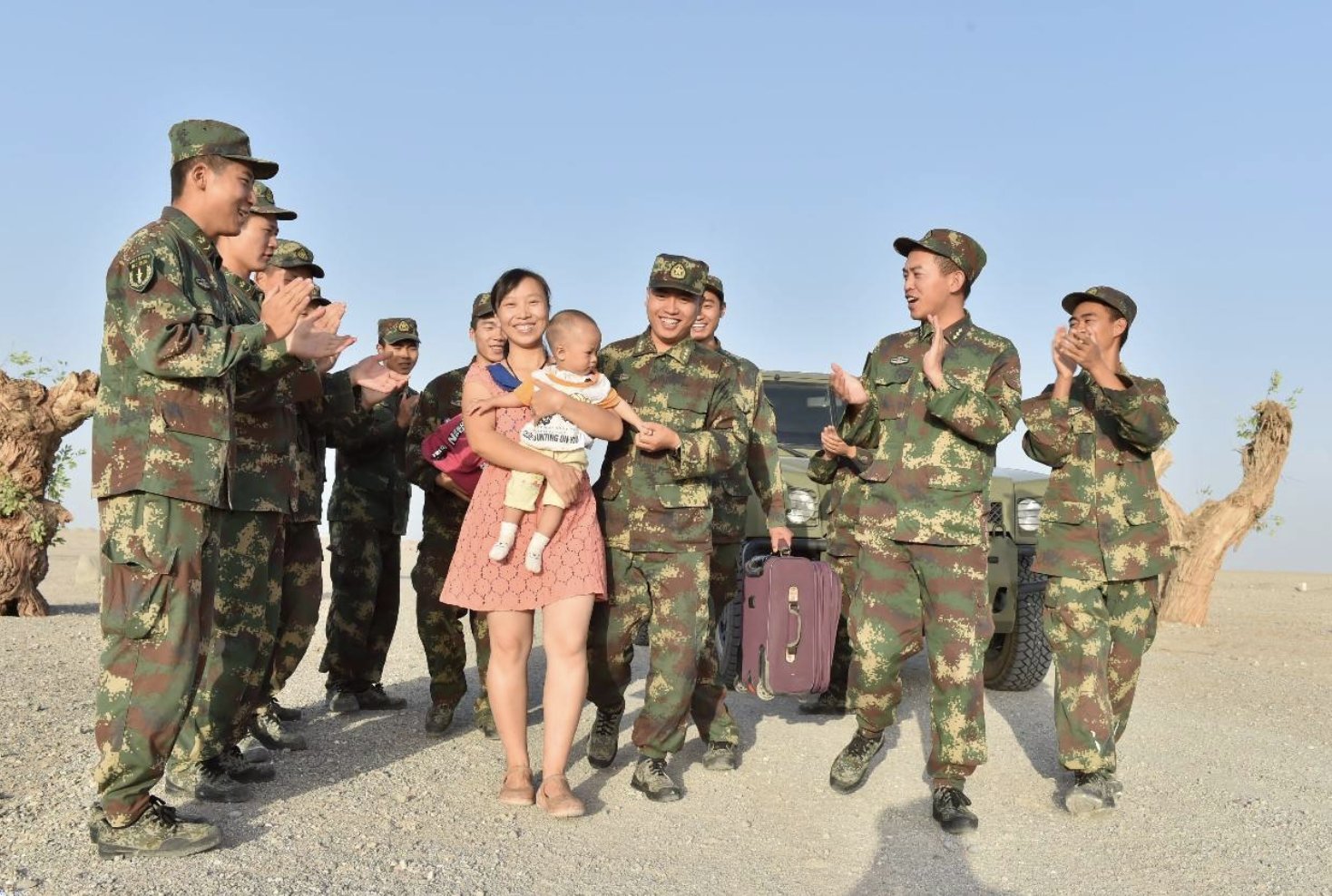 军人家属去部队吃饭为何也要交伙食费?一名老