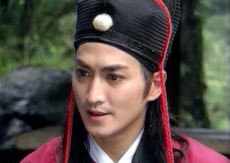 演过“展昭”的男神,差距还真大,网友:何家劲之后再无展昭