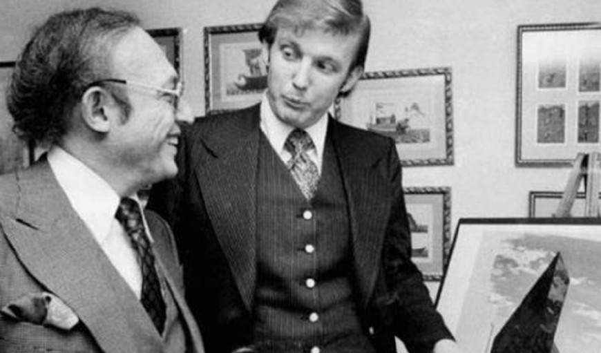 特朗普与3位妻子的罕见合影,年轻时非常帅气,你觉得谁最美