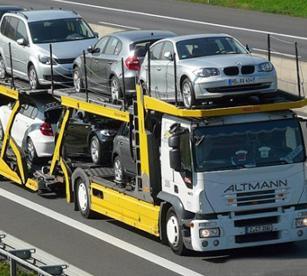 小轿车托运一般需要多少钱？