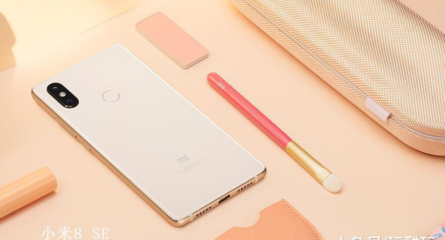 小米8SE并不是小屏手机,网友:苹果iPhoneSE2
