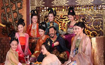 隋炀帝杨广的暴行人神共愤, 就连死了安葬后仍都被雷击抛尸野外!