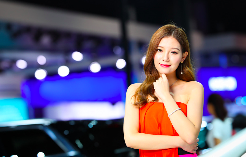 广州车展新体验：谁是今年现场最酷炫的媒体展台？绝对要看第二眼