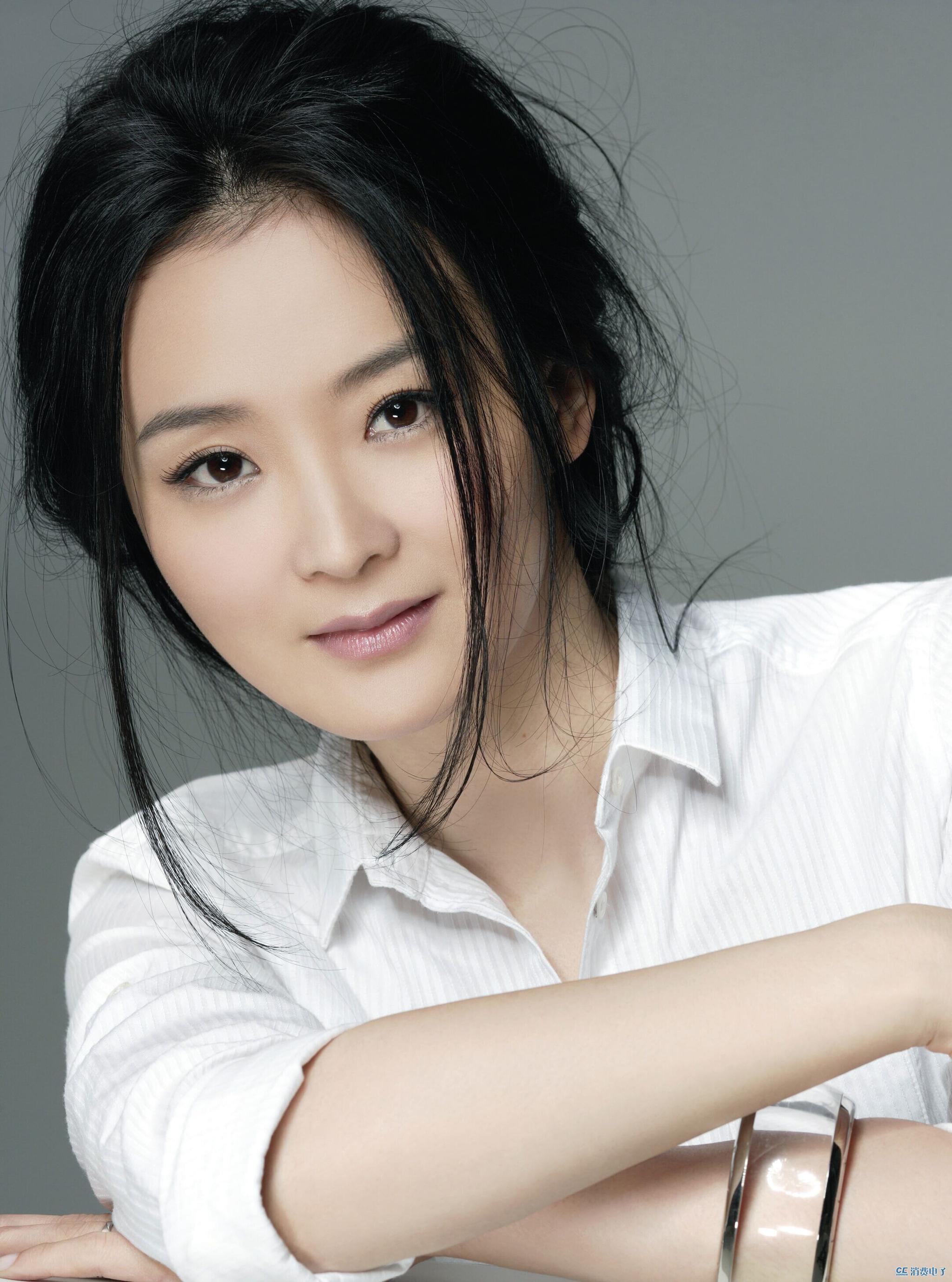 和钟汉良搭档的古装美人好多,唐嫣第七,蒋勤勤王艳竟排不上第一