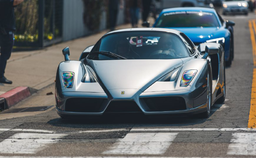 罕见的银色马王街拍,恩佐和拉法谁才是你的最