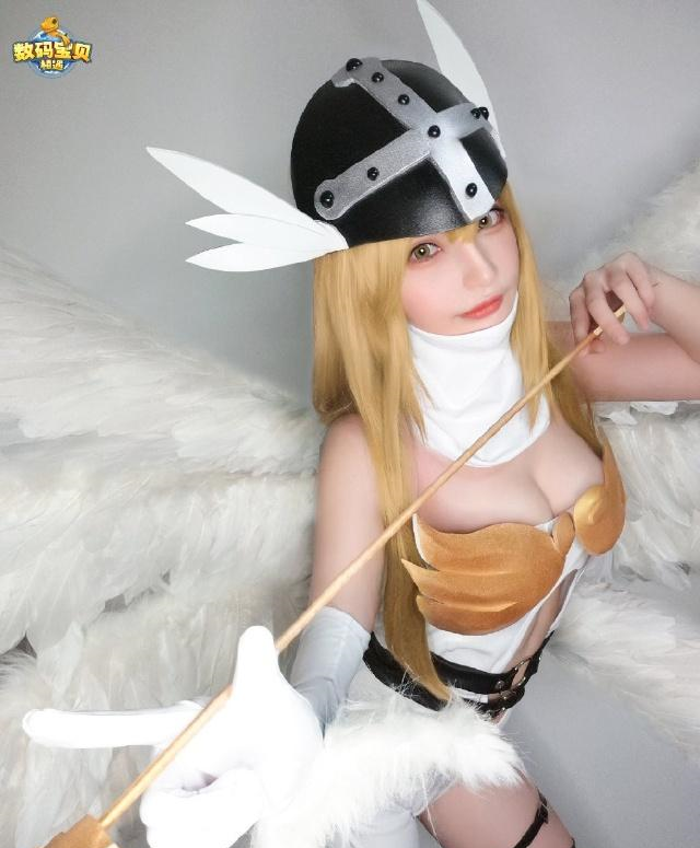 数码宝贝天女兽的神级cos,摘下面具的那一刻我恋爱了!