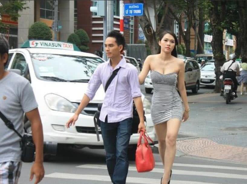 越南首都河内人民的真实生活,网友称还不如90