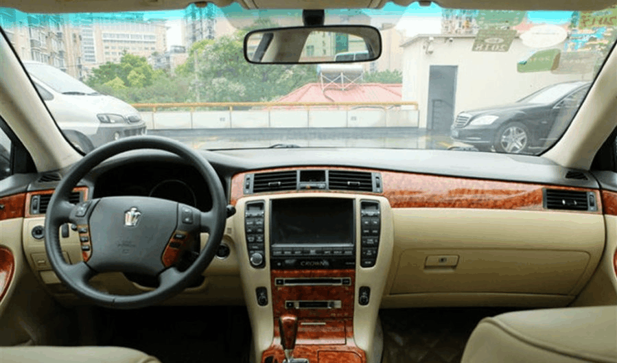 落地价44万, 现在只需9万, 后驱行政车款, 号称“开不坏”的车