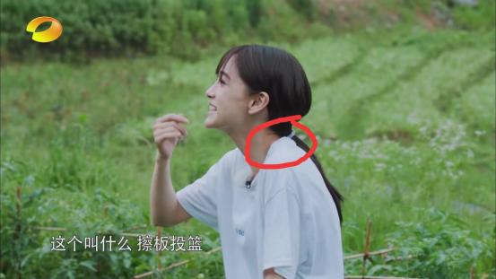 《舞林大会》Angelababy为白全身涂粉但百密一疏！肚子黑的显眼