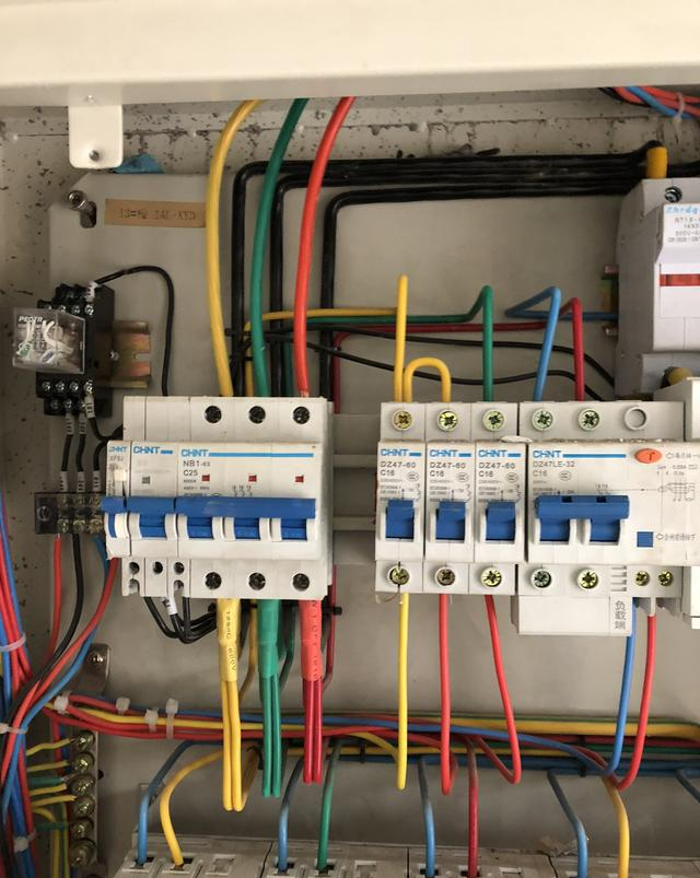 220V电压能电死人 被电死的原理是什么