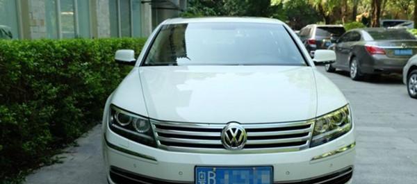 朋友月薪8000, 花50万买辆二手大众辉腾, 是不是太过了