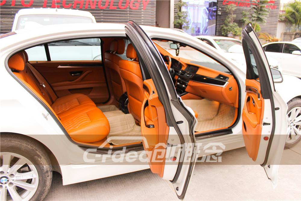 宝马5系全车改色升级，530i内饰改装棕色拉丝皮