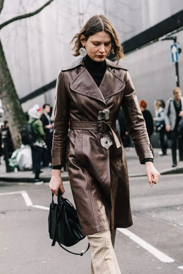 女直筒裤怎么搭配上衣好看