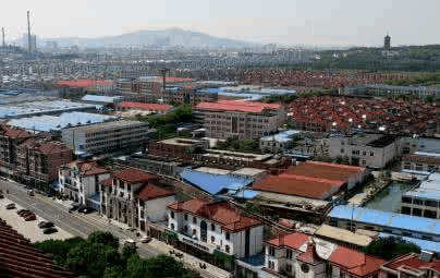 这个最土豪村子别墅豪车都不少, 为何不少村民都会有辆旧别克赛欧