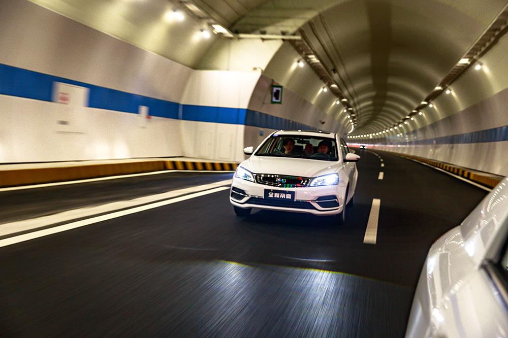 “如履薄冰”的吉利才是强大的吉利