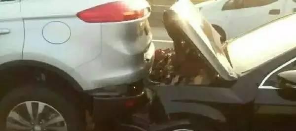 汽车的防撞梁竟然使用玻璃做的, 还敢买吗