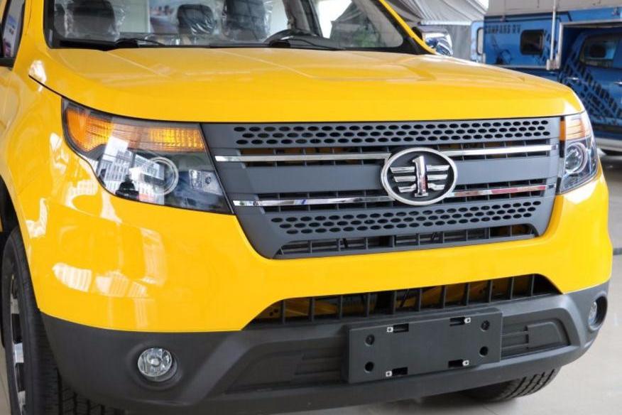 车长5米6，一汽造的国产“猛禽”来袭，关键是价格还便宜