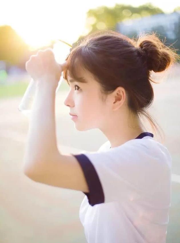 网红翻唱抖音神曲刷爆朋友圈!哈哈哈哈哈哈