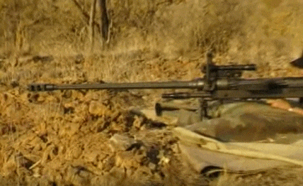 这些开枪动态图告诉你枪械的后坐力有多大