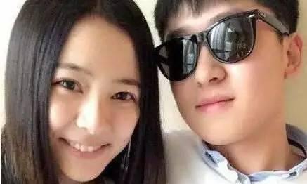 LOL主播小智女朋友大起底, 看看智哥交了几个女朋友