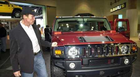 世上唯有豪车与恐龙不可辜负，好莱坞男神座驾盘点