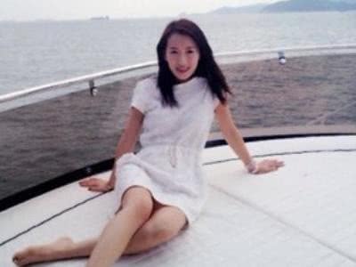 31岁李念嫁年龄大14岁亿万富豪，如今豪门梦碎瘦得让人心疼