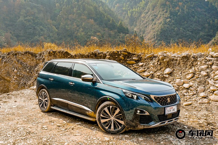 一个偏运动一个偏舒适 东风标致4008\/5008山路