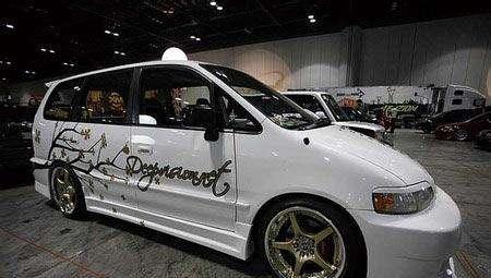 汽车: 在印度卖疯了的“五菱宏光”, 为何要贴雪佛兰的车标?