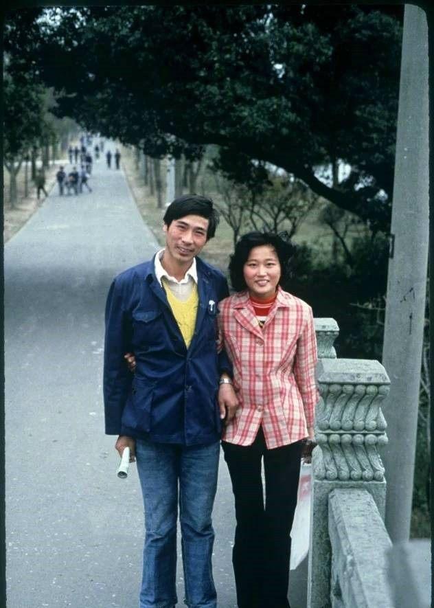 80年代中国人们的生活,质朴而美好,让人怀念|年代||穿