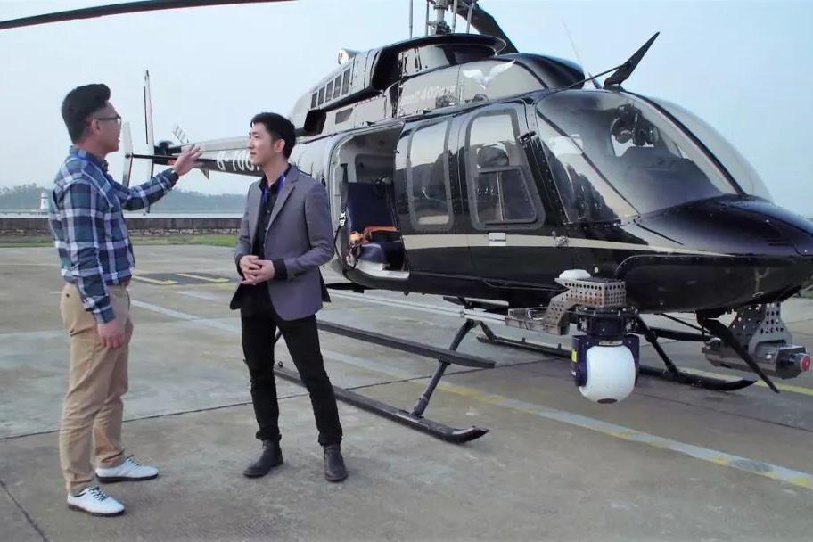 开着这台MPV，去探秘4千万与2个亿的直升机