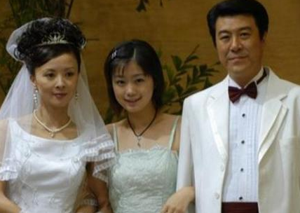 曾是餐厅炊事员,半路出家选择做演员,裸婚娶大