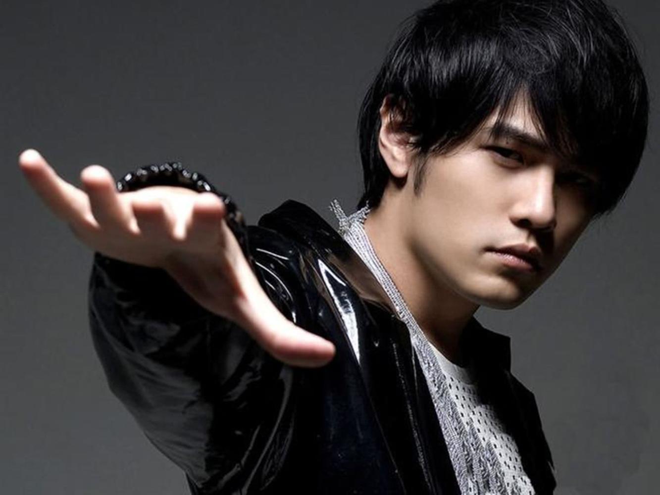 40年金曲榜终诞生, 人民日报晒出榜单, 周杰伦勉强上榜