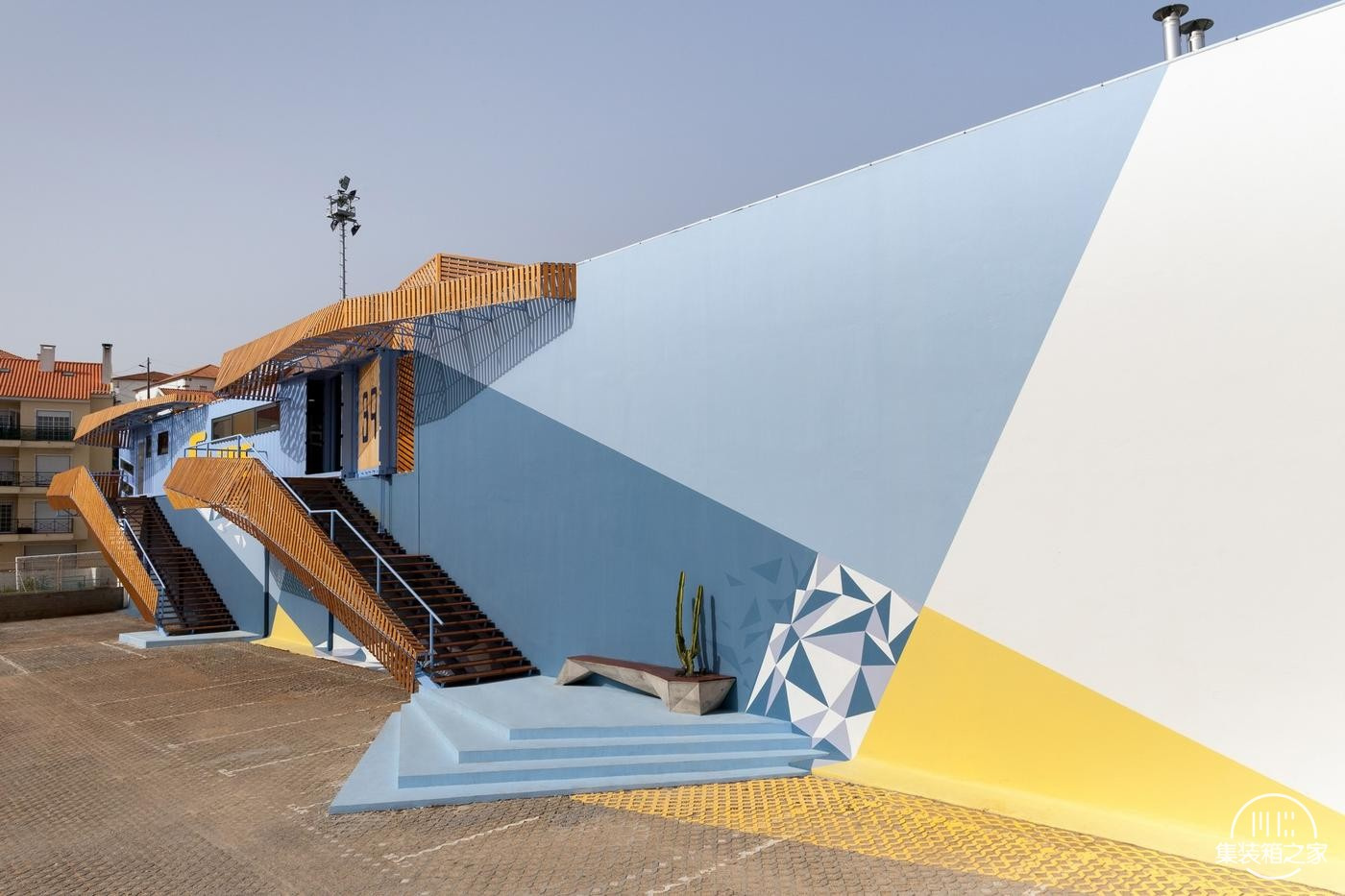 雅罗斯拉夫加兰特创新设计工作室为葡萄牙埃
