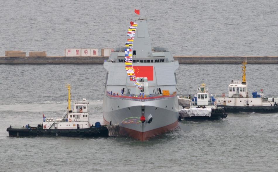 史上首次!两艘055大驱同日下水,央视正式披露其战力