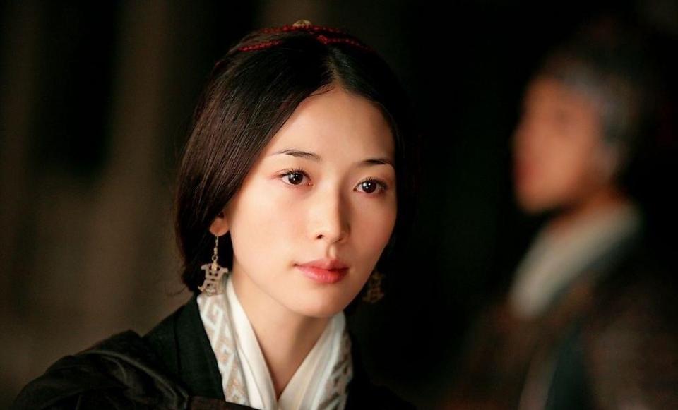 三国10大美女,5个是寡妇.小乔第3,甄宓第2,第1众望所归