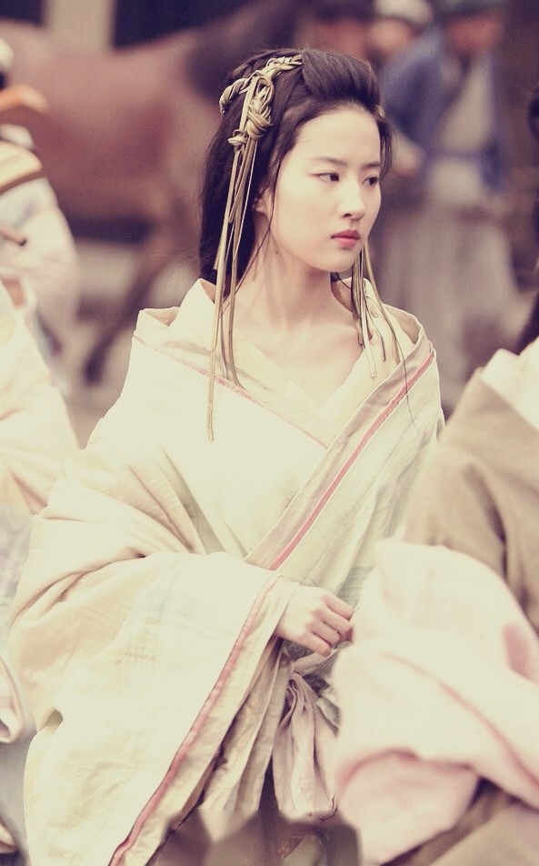 《鸿门宴》刘亦菲版虞姬美图:感叹是她的倾城